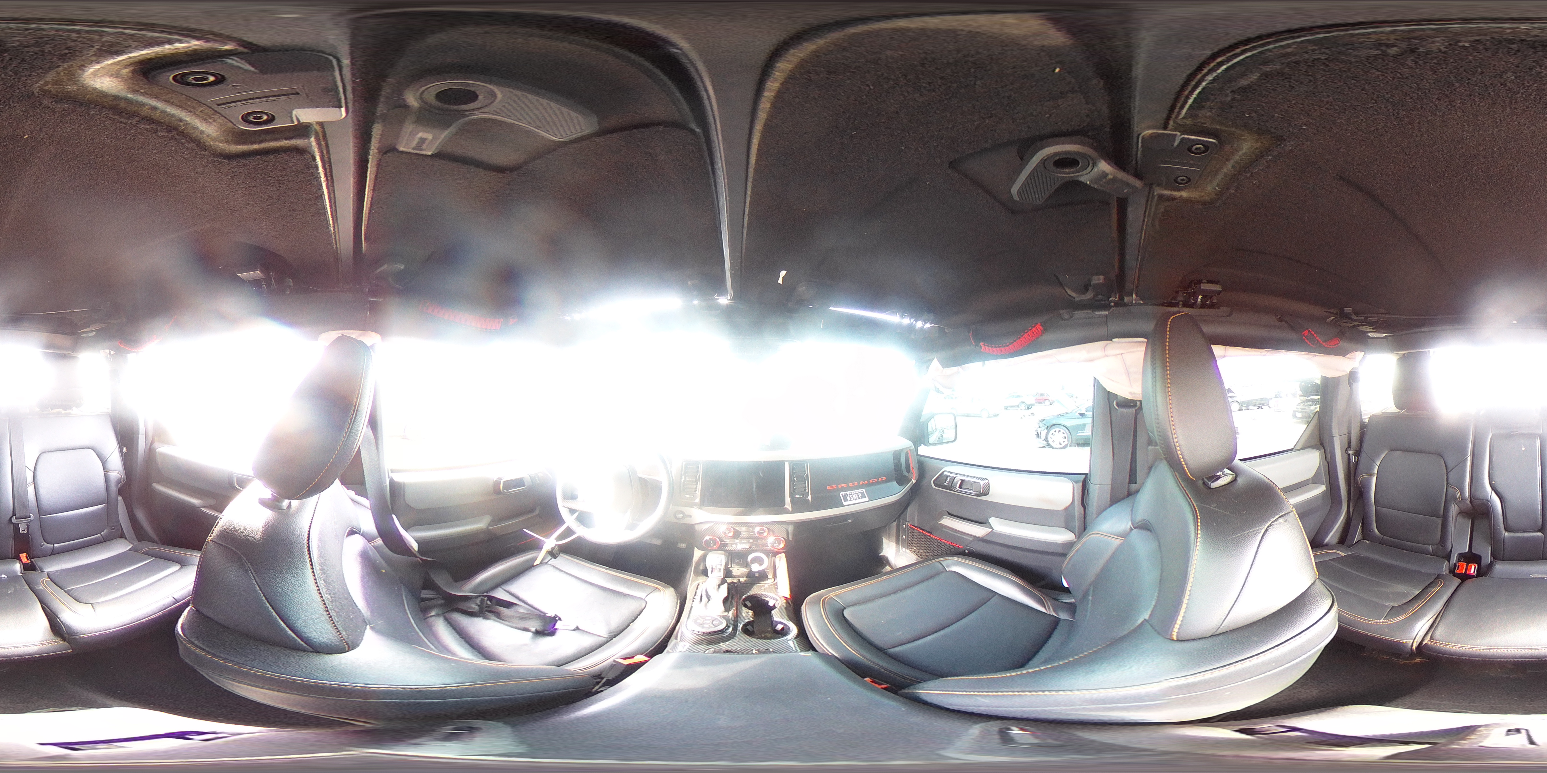 2022 Ford Bronco Base VIN: 1FMEE5DP4NLB86039 Lot: 84383745