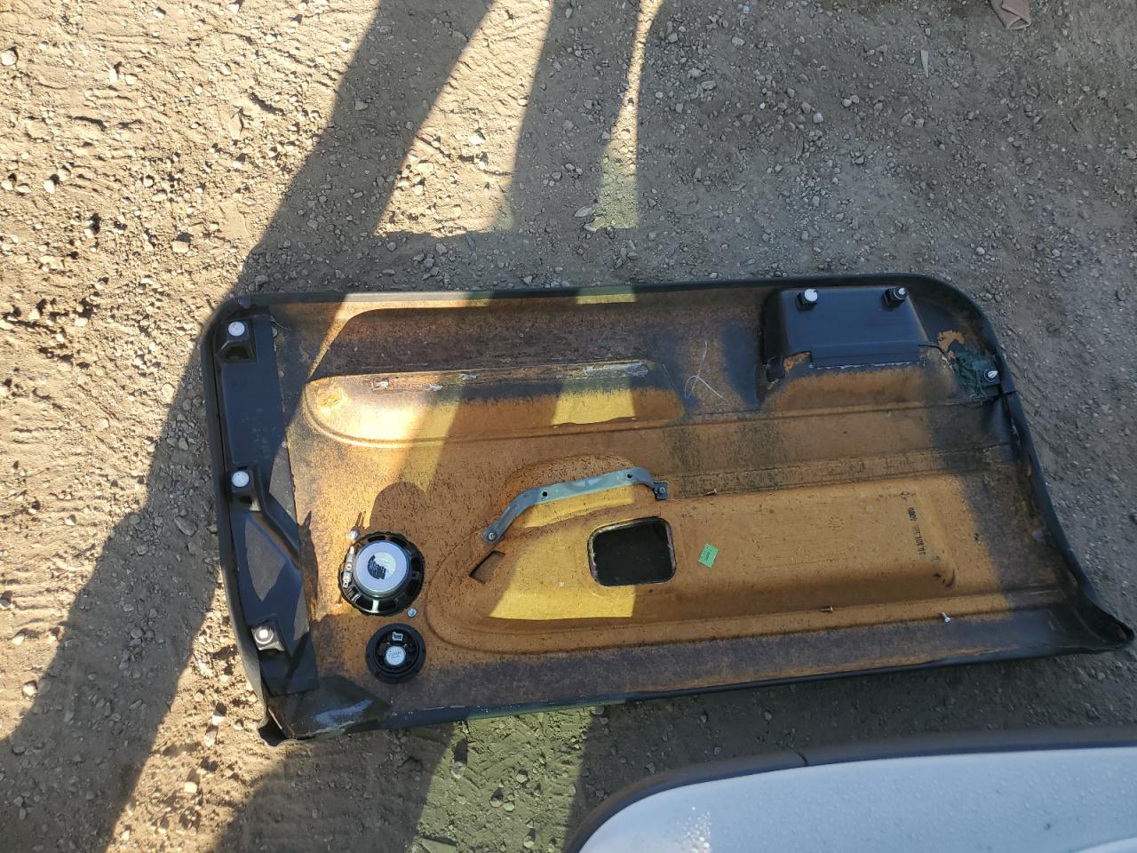 1996 BMW 318 Is Automatic VIN: WBABE8321TEY30951 Lot: 81781085