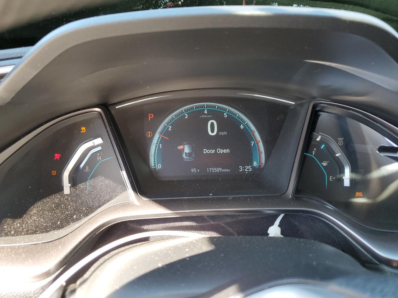 2018 Honda Civic Ex VIN: SHHFK7H55JU411585 Lot: 81277275
