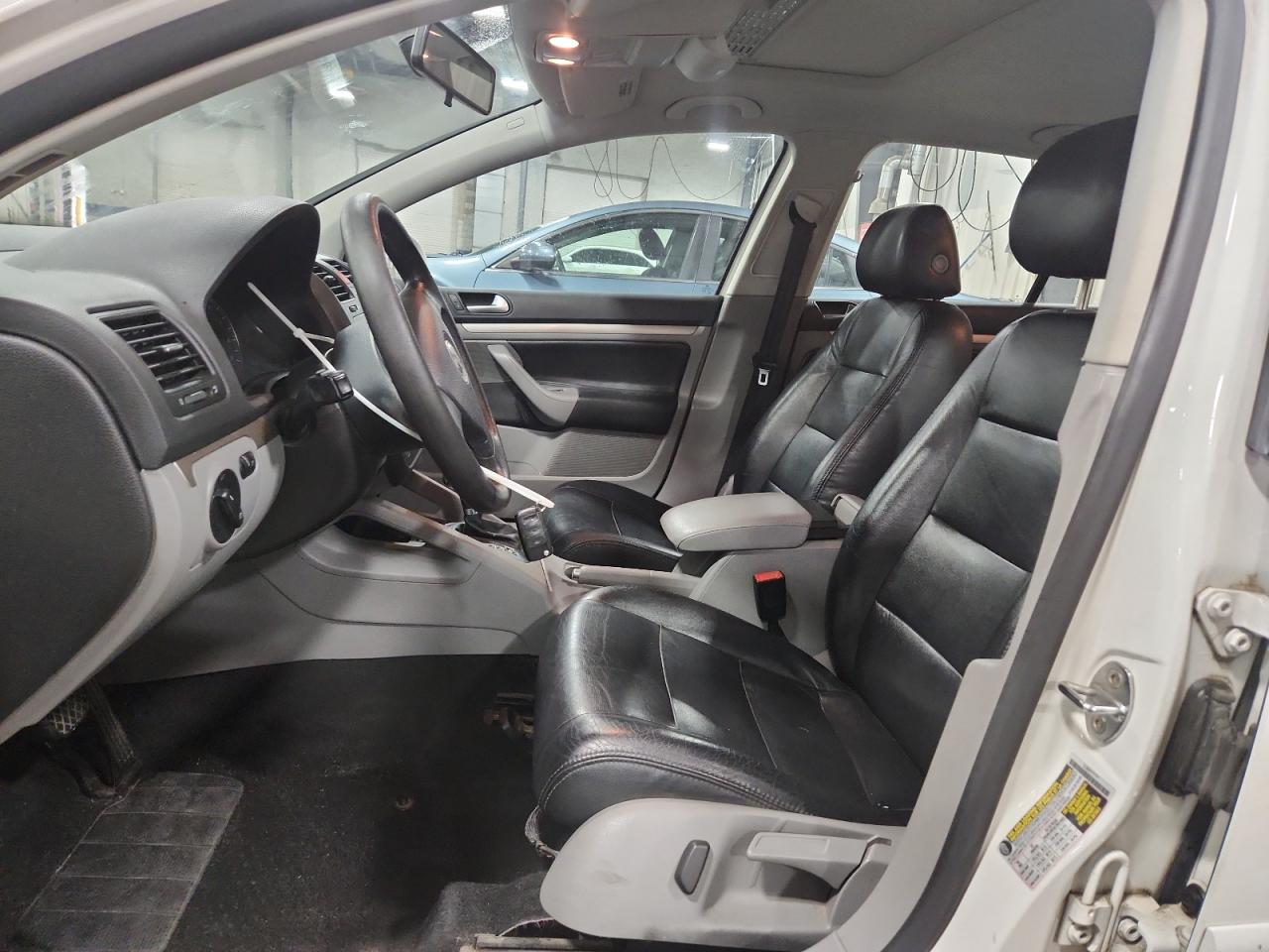 2008 Volkswagen Rabbit VIN: WVWDA71K88W119477 Lot: 71841915