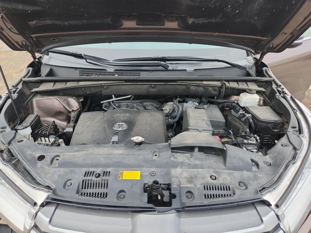 2019 Toyota Highlander Se VIN: 5TDJZRFH5KS935302 Lot: 82071645