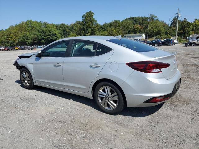  HYUNDAI ELANTRA 2019 Серебристый