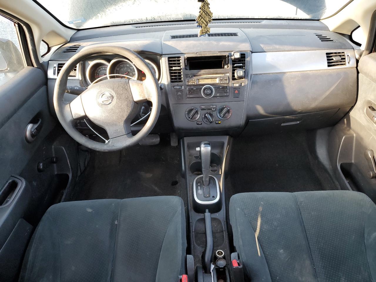 2010 Nissan Versa S VIN: 3N1BC1CP0AL415261 Lot: 81632665