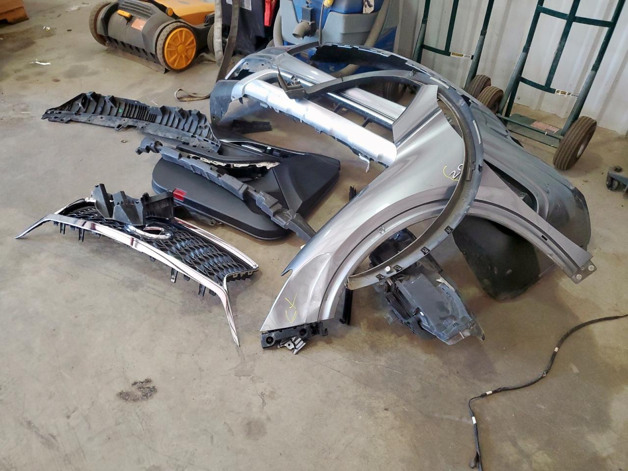 2017 Infiniti Qx30 Base VIN: SJKCH5CR0HA035279 Lot: 80151725