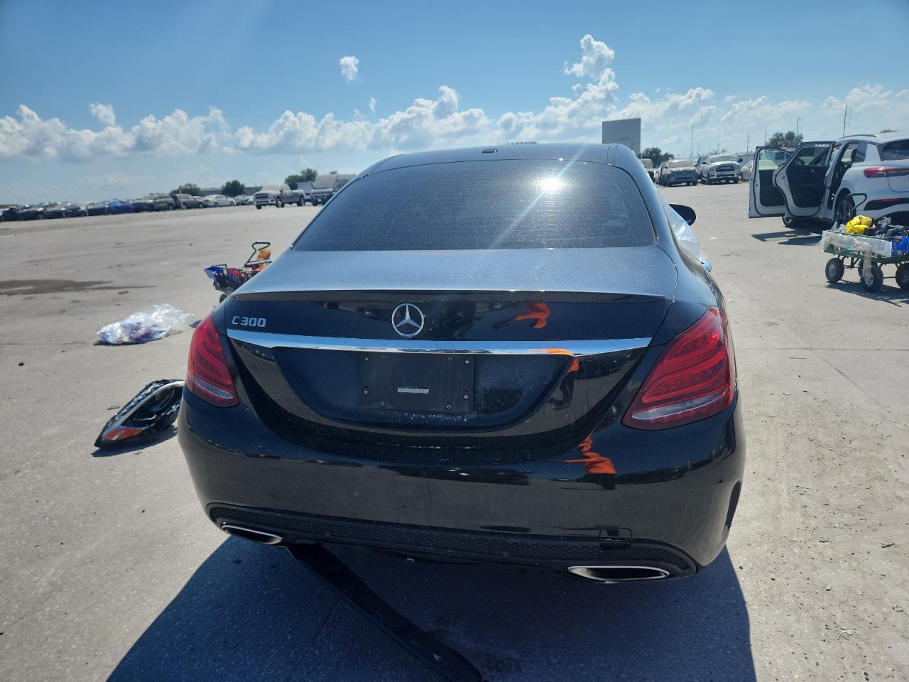 2018 Mercedes-Benz C 300 VIN: 55SWF4JB2JU275239 Lot: 81227155