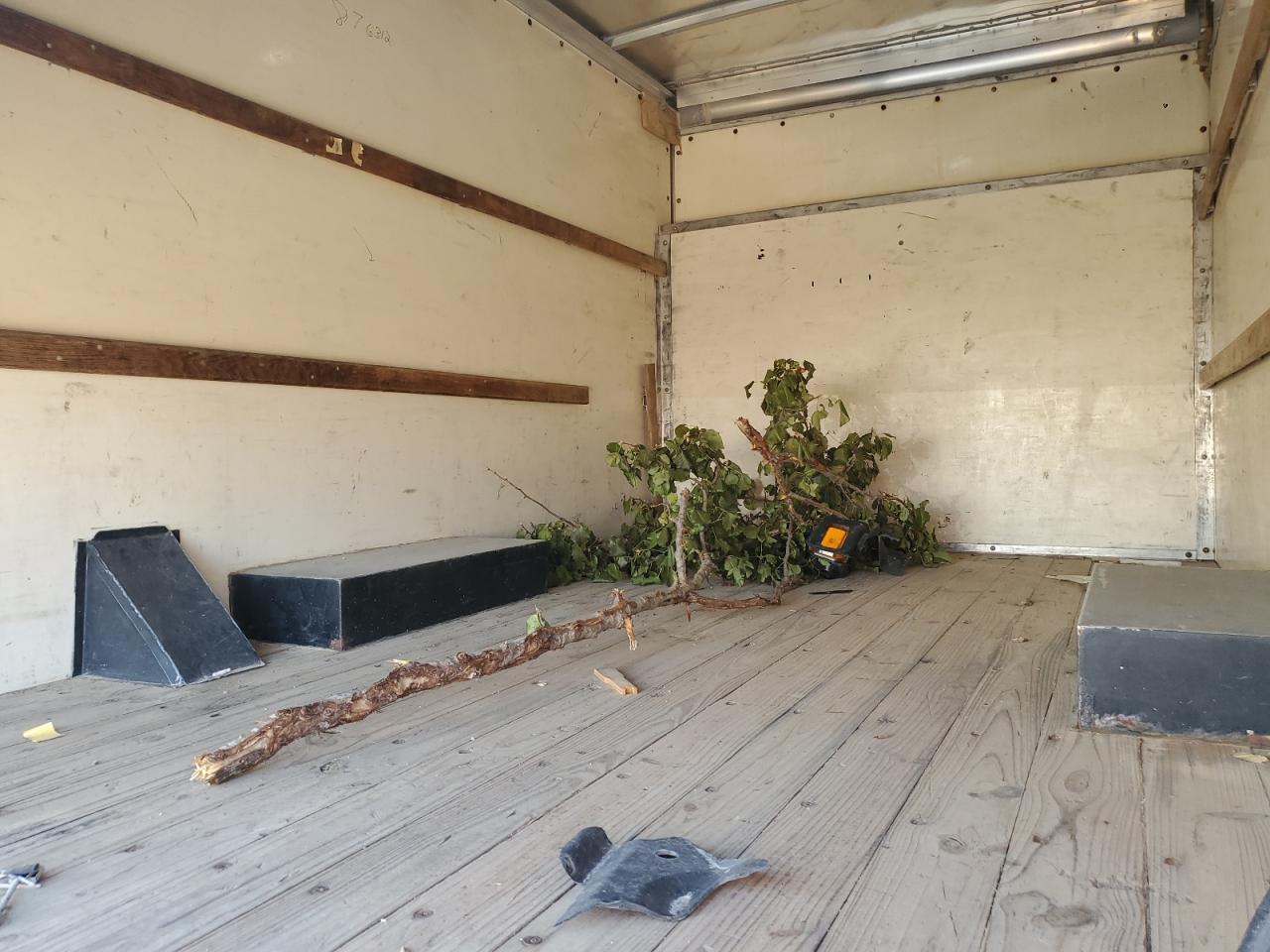 2015 Ford Econoline E350 Super Duty Cutaway Van VIN: 1FDWE3FL3FDA04619 Lot: 71798825