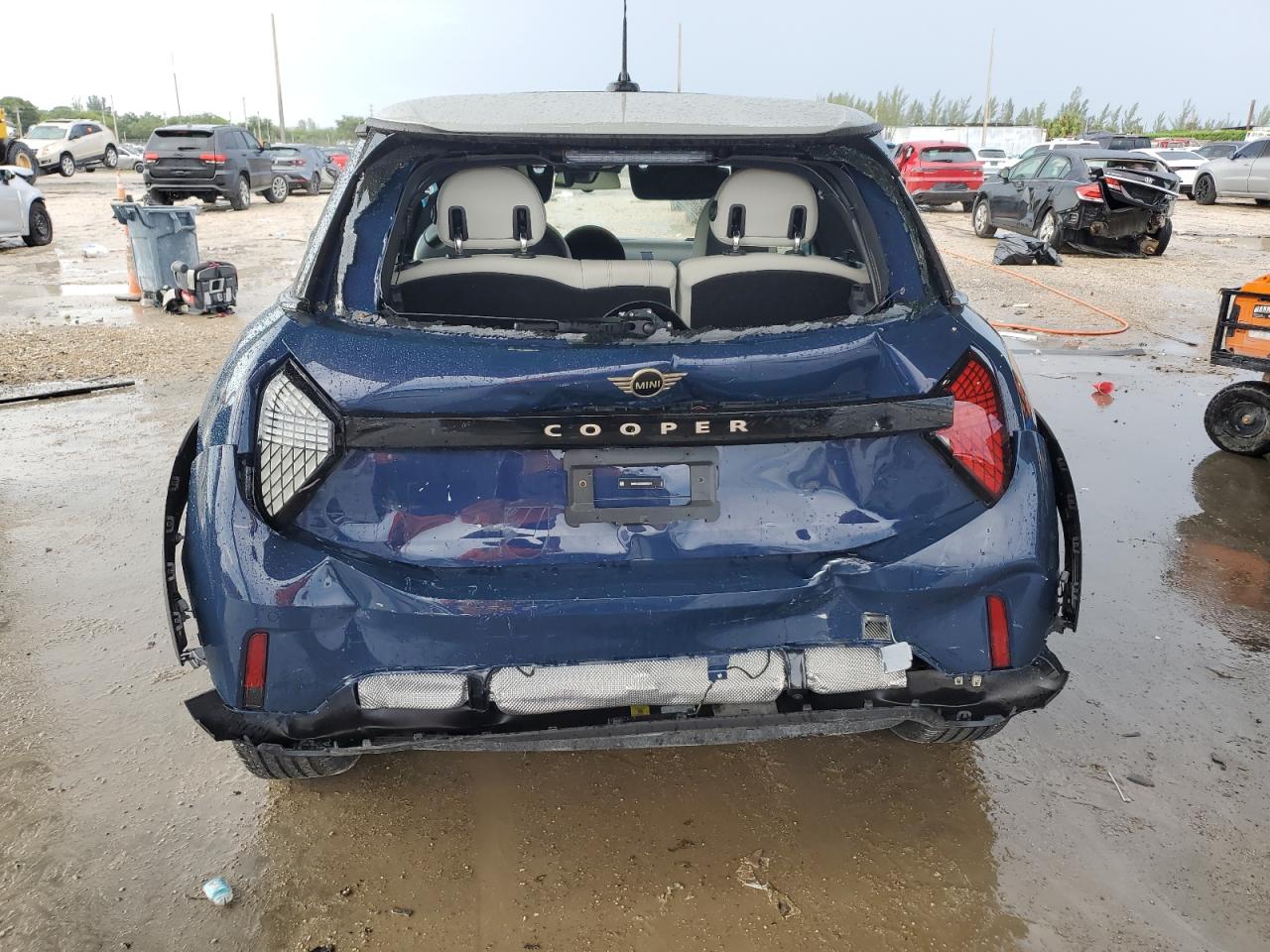 2025 Mini Cooper Base VIN: WMW13GD02S2W58311 Lot: 84197335