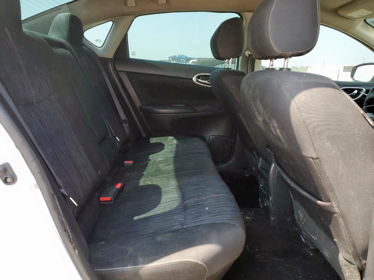 2017 Nissan Sentra S VIN: 3N1AB7AP5HY333849 Lot: 81285015