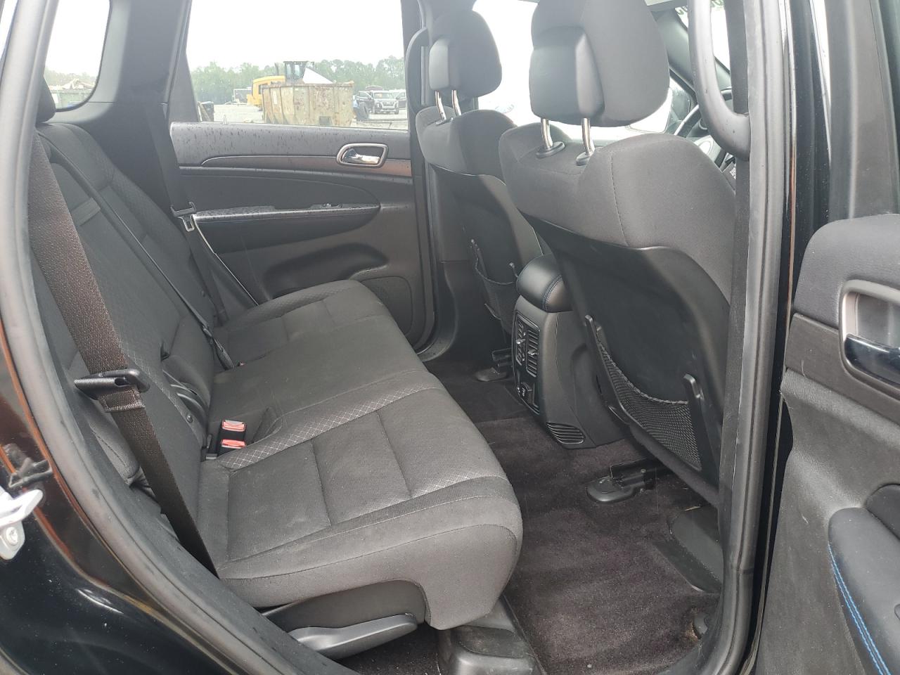 2018 Jeep Grand Cherokee Laredo VIN: 1C4RJFAG3JC352363 Lot: 84367985