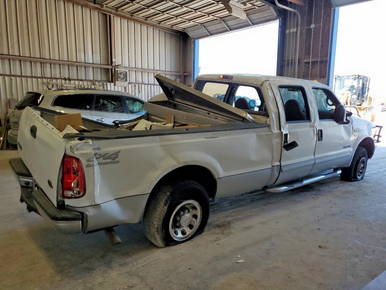 2001 Ford F250 Super Duty white null diesel 1FTNW21F41EC99354 photo #4
