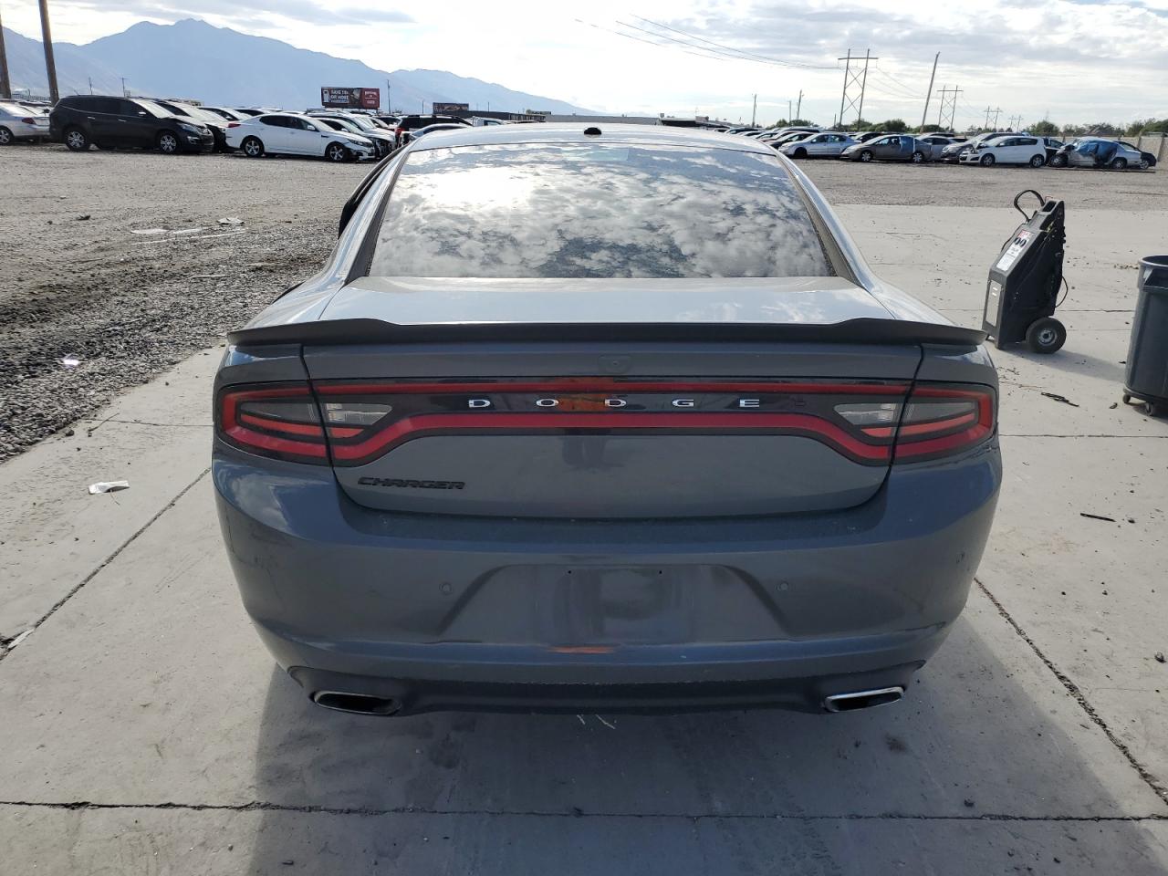 2018 Dodge Charger Sxt VIN: 2C3CDXBG2JH188297 Lot: 81834365