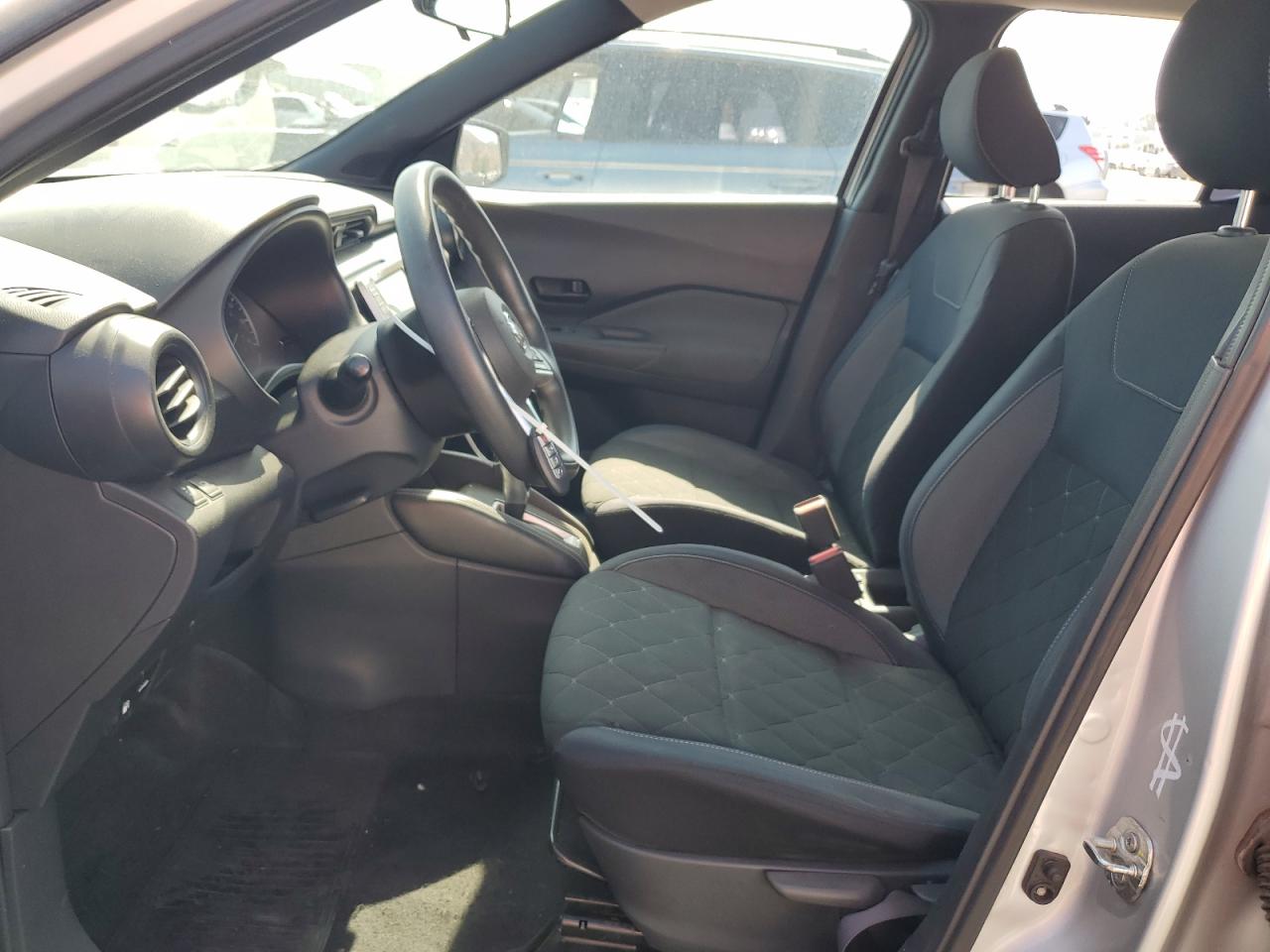 2018 Nissan Kicks S VIN: 3N1CP5CU7JL515055 Lot: 83833775