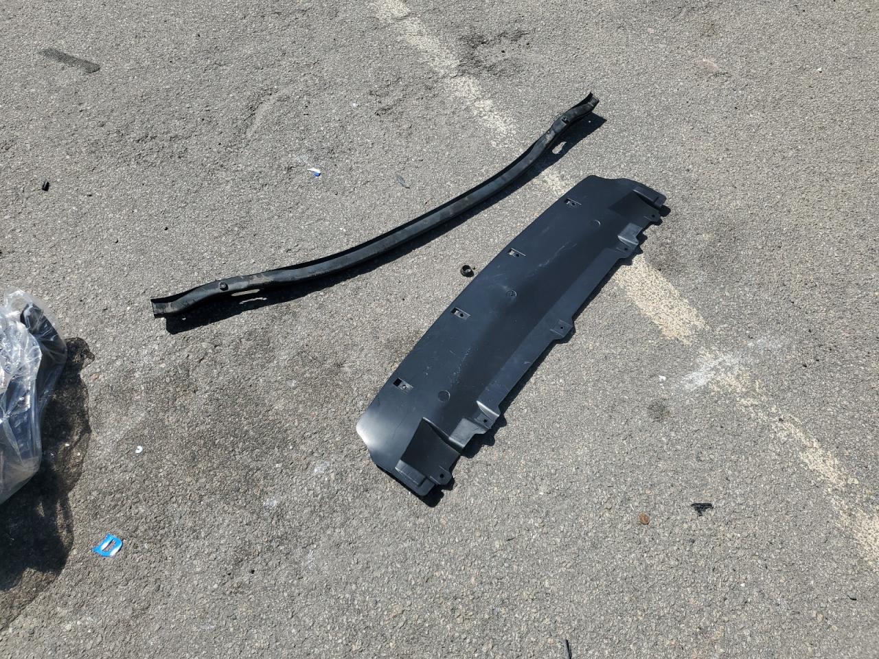 2012 BMW 528 Xi VIN: WBAXH5C53CDW07872 Lot: 69365325