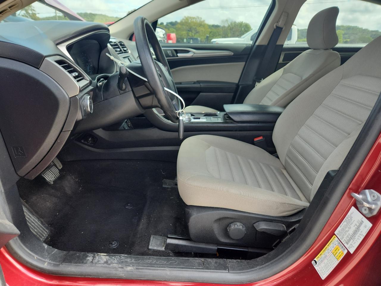 2018 Ford Fusion S VIN: 3FA6P0G7XJR218818 Lot: 80939685