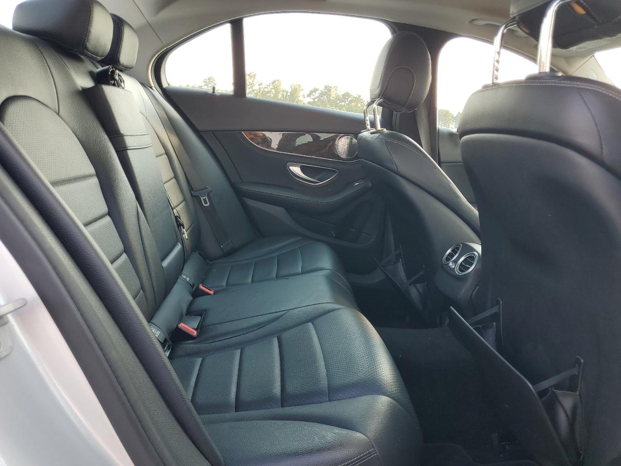 2015 Mercedes-Benz C 300 4Matic VIN: 55SWF4KB3FU013462 Lot: 71450645