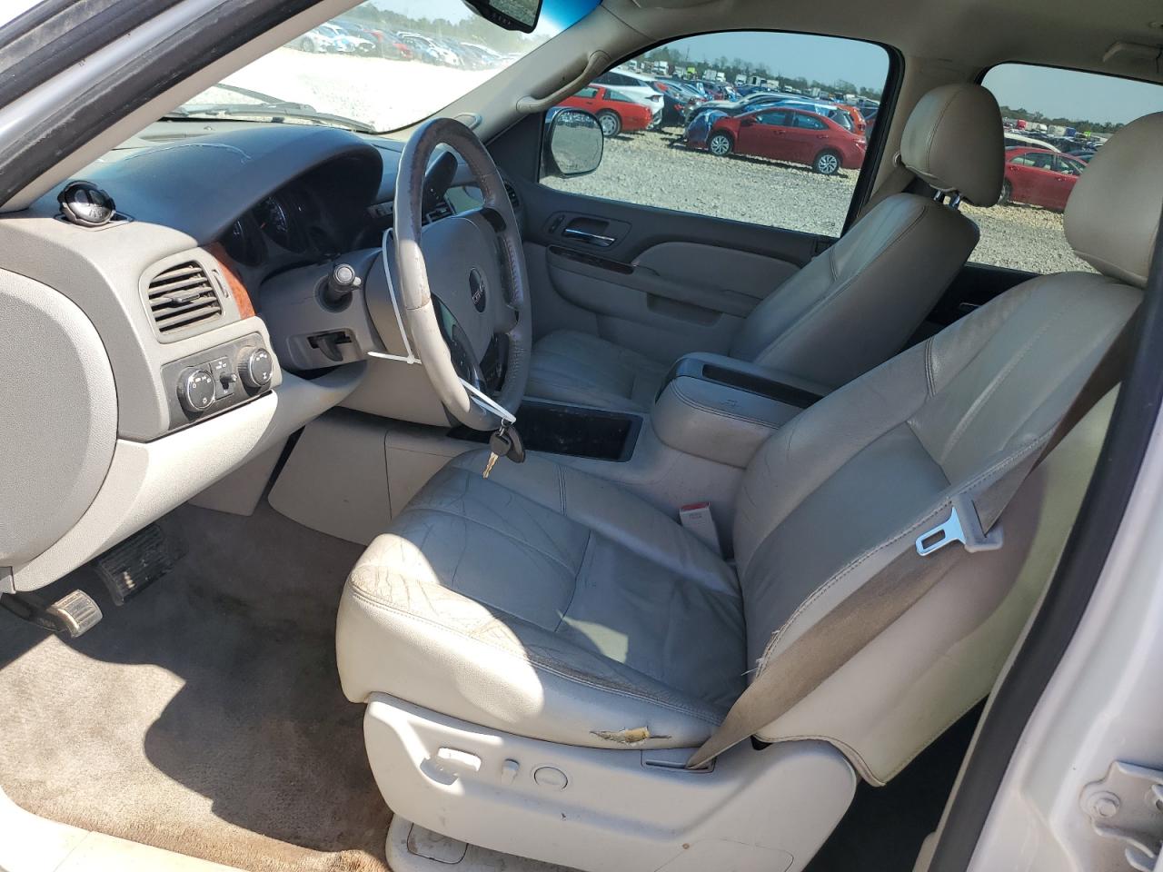 2010 GMC Yukon Slt VIN: 1GKUKCE06AR206351 Lot: 84451975