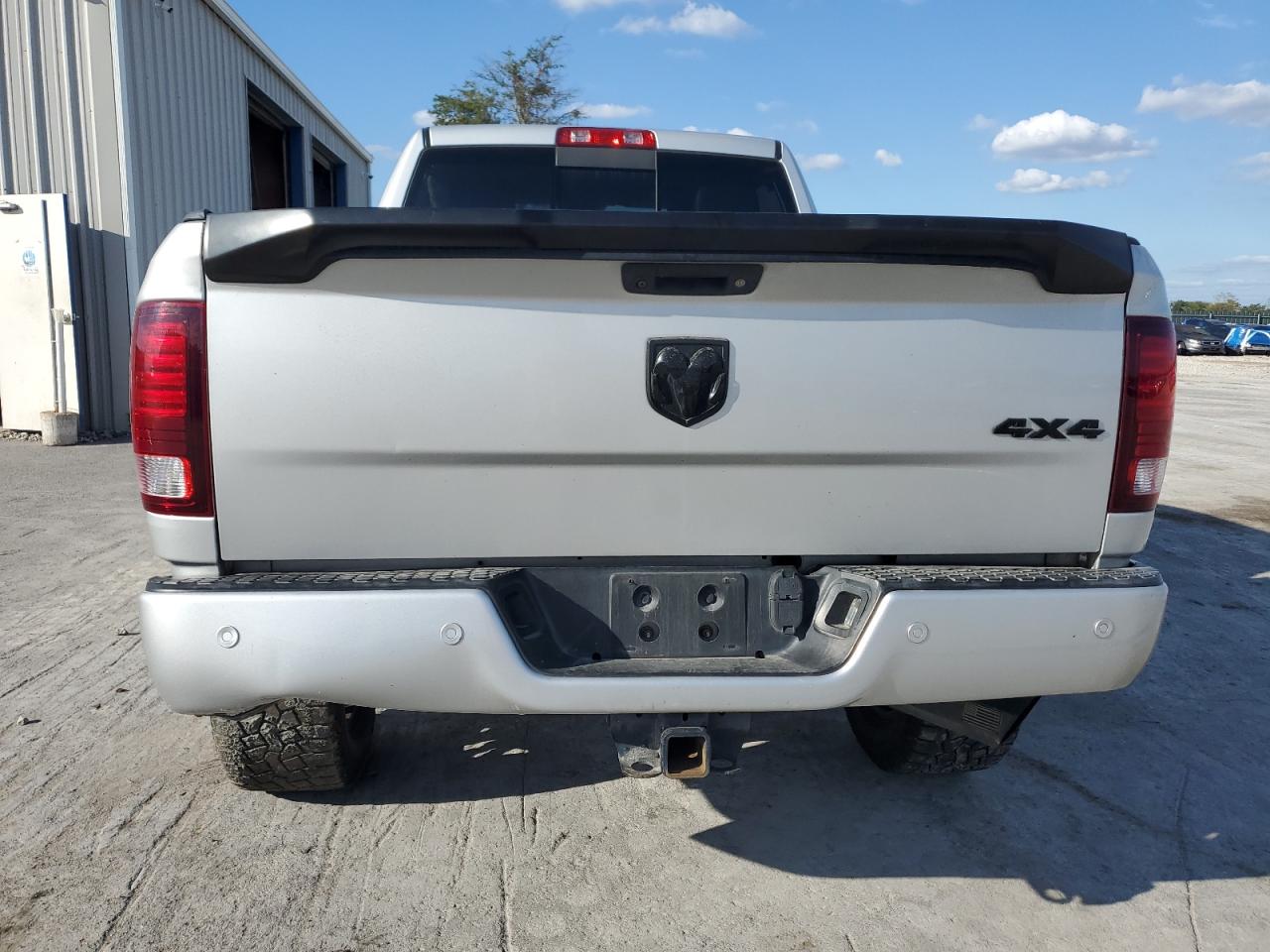 2017 Ram 2500 Laramie VIN: 3C6UR5FL0HG745383 Lot: 81582085