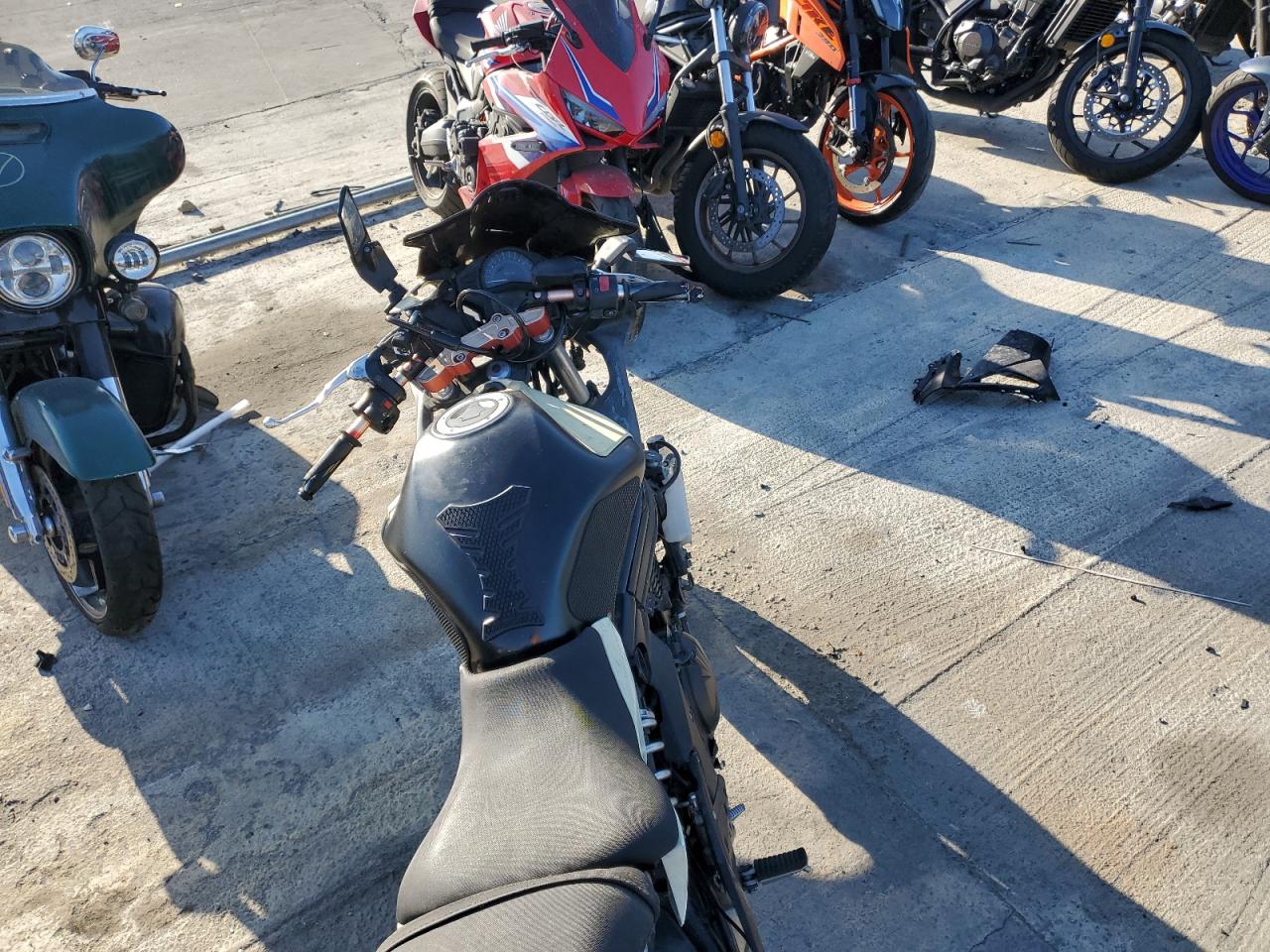 2014 Kawasaki Ex650 F VIN: JKAEXEF11EDA14260 Lot: 84052815