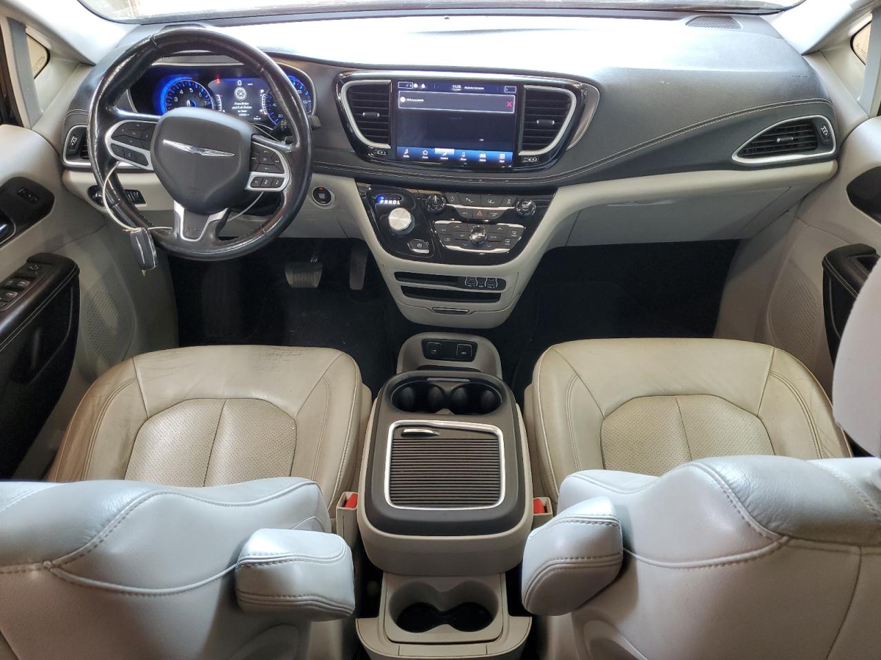 2021 Chrysler Pacifica Touring L VIN: 2C4RC1BG4MR542549 Lot: 81703805