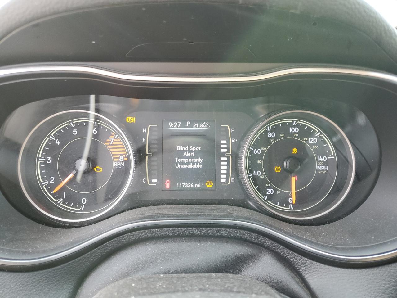 2019 Jeep Cherokee Latitude Plus VIN: 1C4PJMLX1KD104598 Lot: 80854815