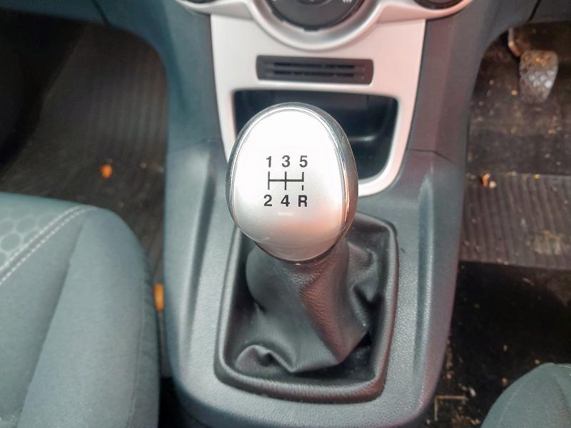 2009 FORD FIESTA ZETEC 82 