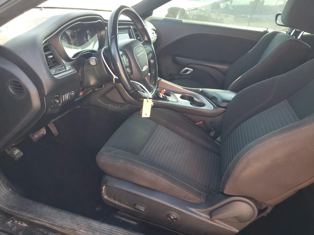 2021 Dodge Challenger Sxt VIN: 2C3CDZAG4MH646049 Lot: 83988405