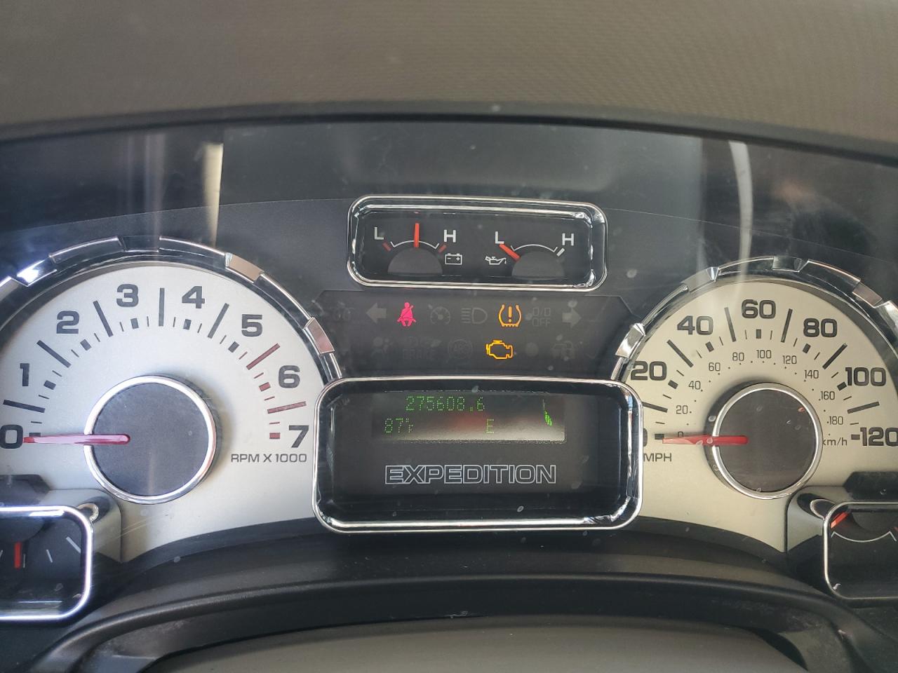 2008 Ford Expedition Xlt VIN: 1FMFU15598LA70918 Lot: 81832085