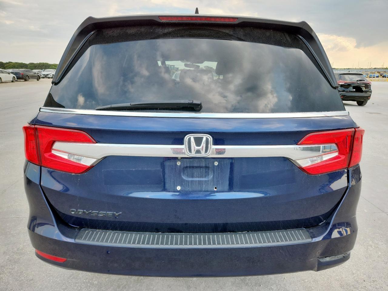 2020 Honda Odyssey Exl VIN: 5FNRL6H72LB032229 Lot: 81321835