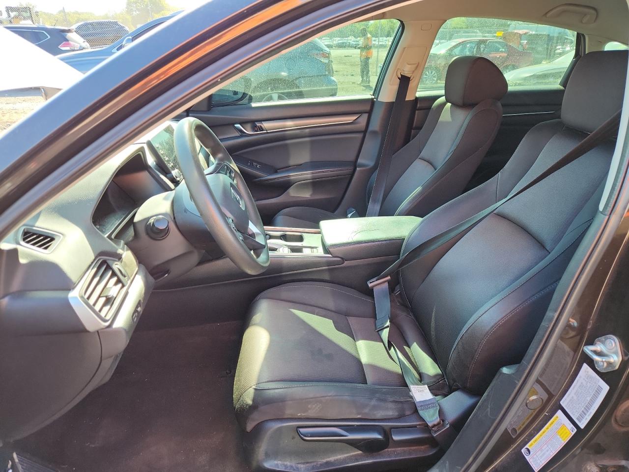 2018 Honda Accord Lx VIN: 1HGCV1F18JA242018 Lot: 81070585
