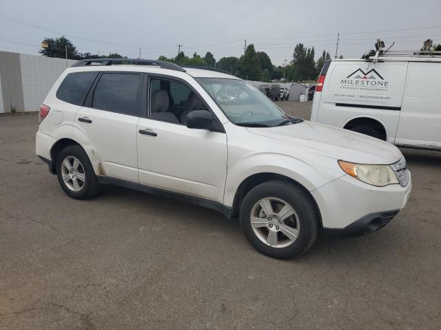  SUBARU FORESTER 2012 Biały