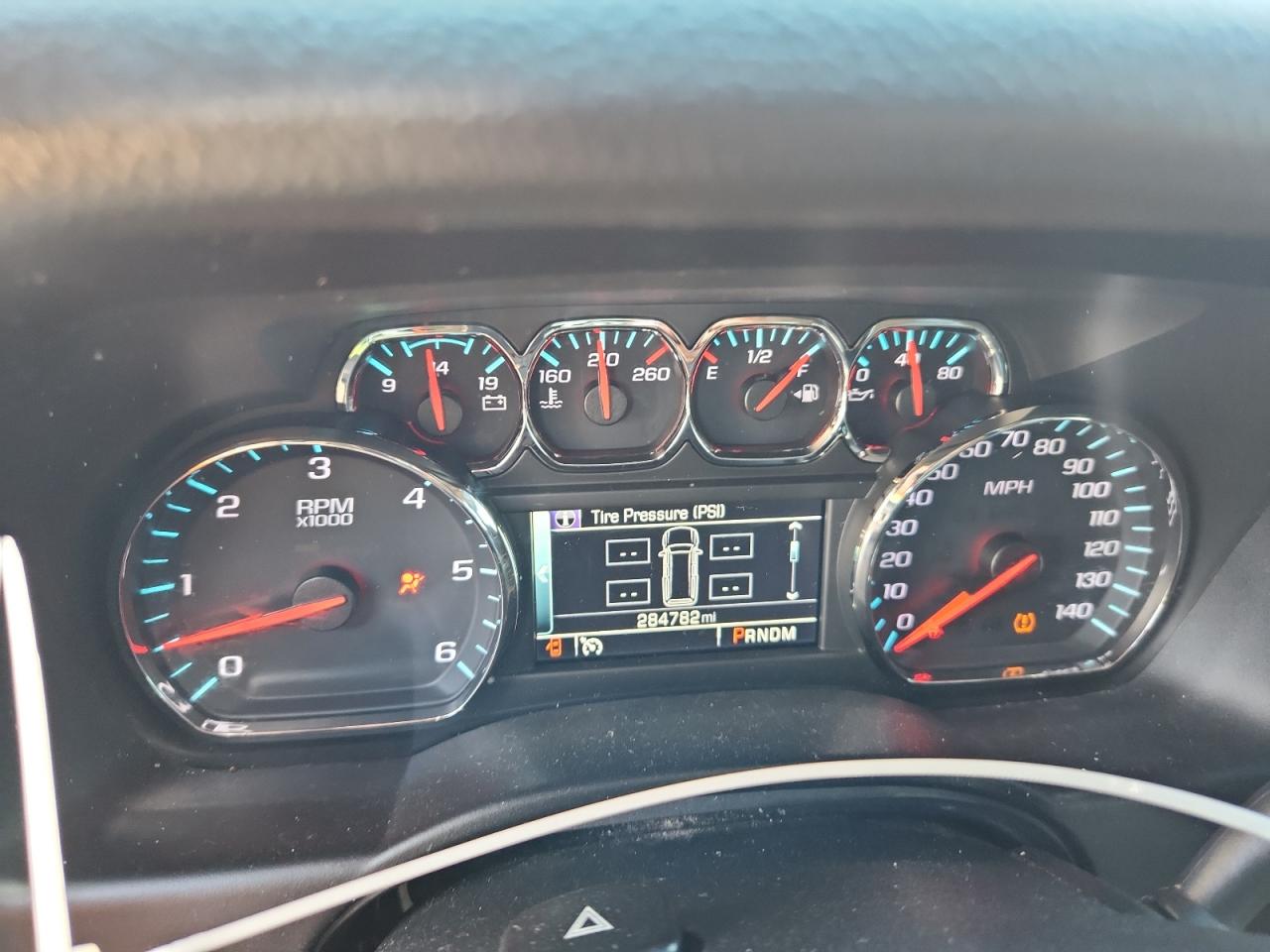 2015 Chevrolet Tahoe K1500 Lt VIN: 1GNSKBKC0FR166813 Lot: 82104075