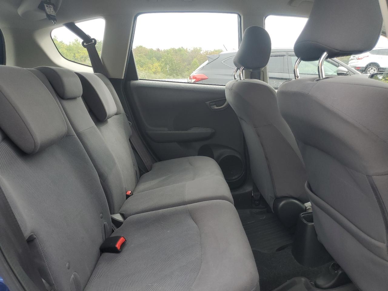 2013 Honda Fit VIN: JHMGE8G33DC027114 Lot: 84561515