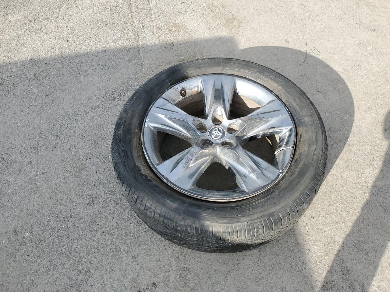 5TDDZRFH4JS820007 2018 Toyota Highlander Limited