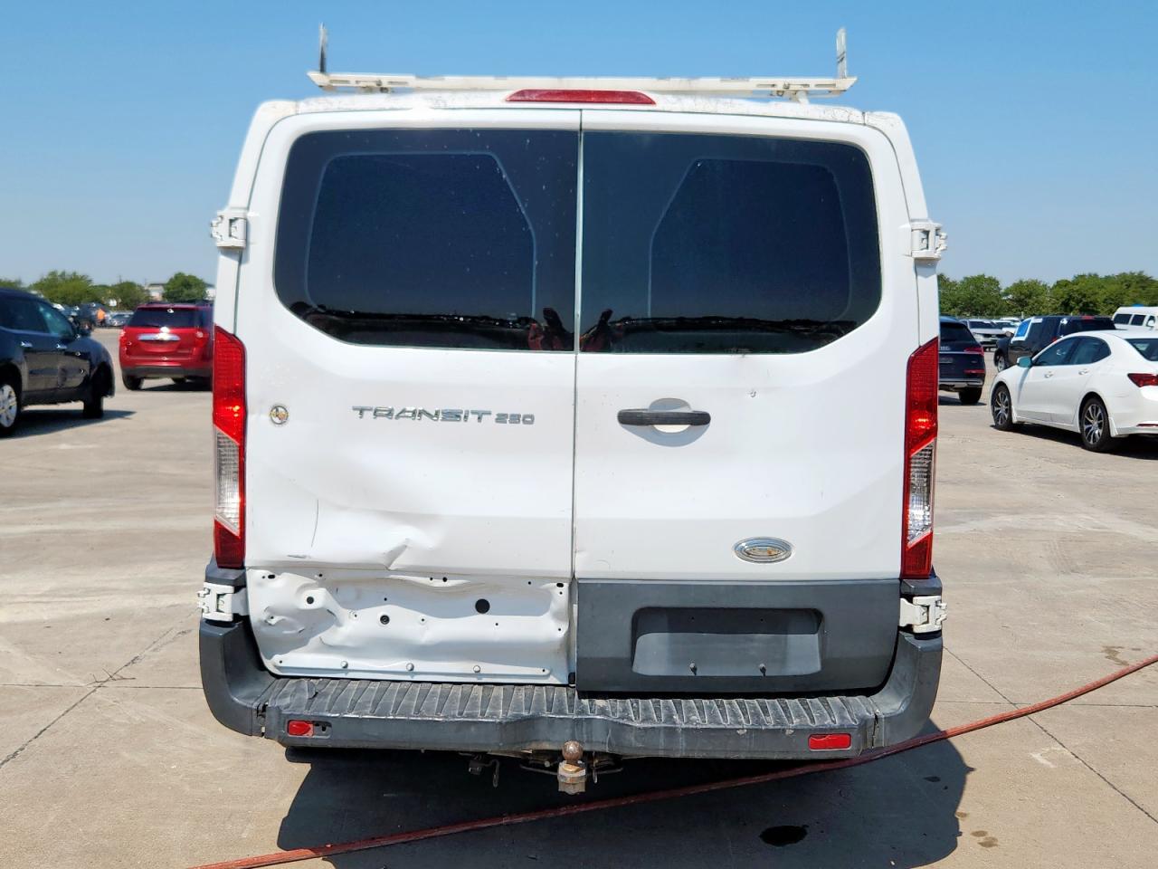 2015 Ford Transit T-250 VIN: 1FTNR1ZM9FKA77017 Lot: 71206635
