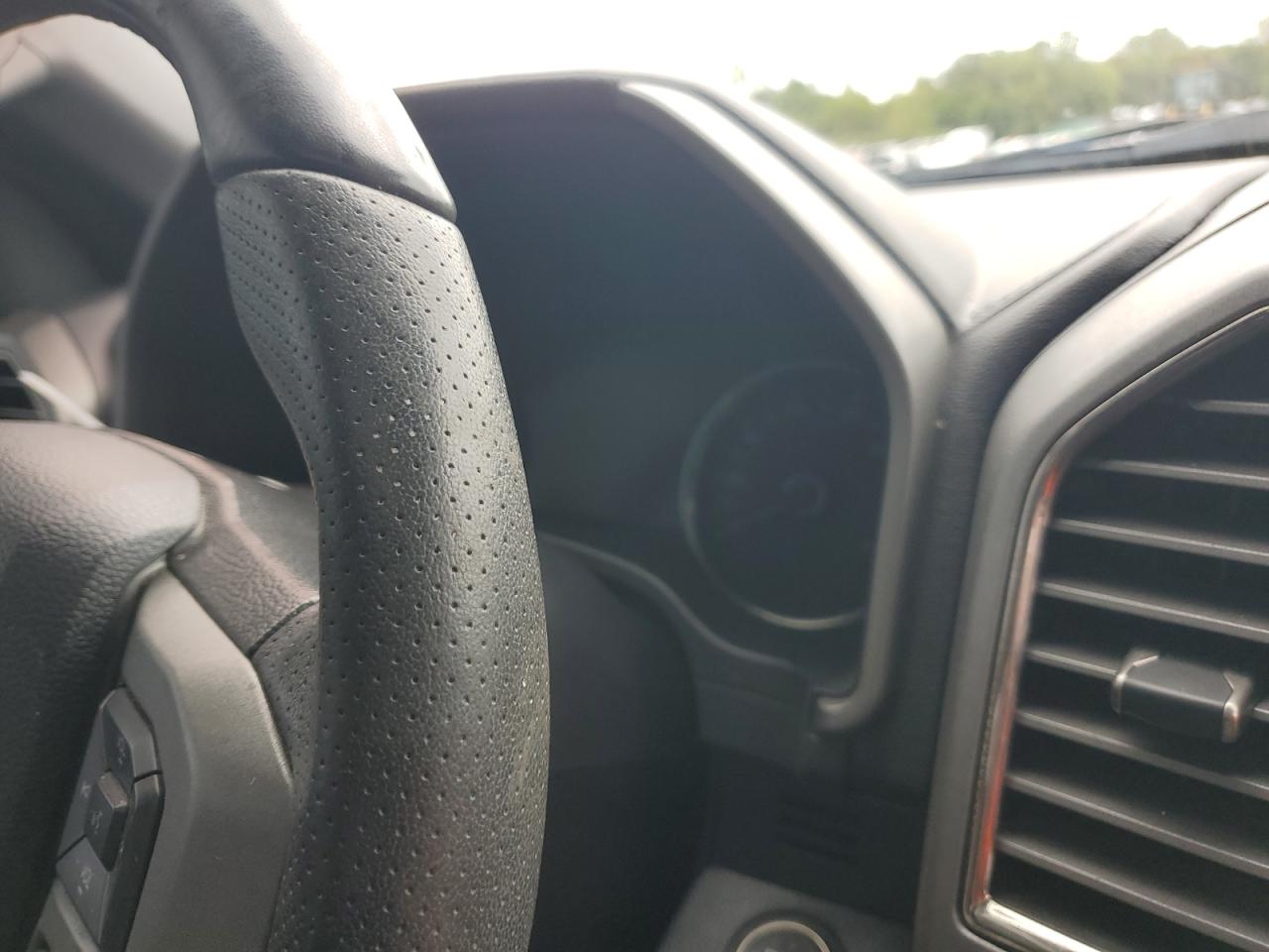 2019 Ford F150 Raptor VIN: 1FTFW1RG9KFB67813 Lot: 72053425