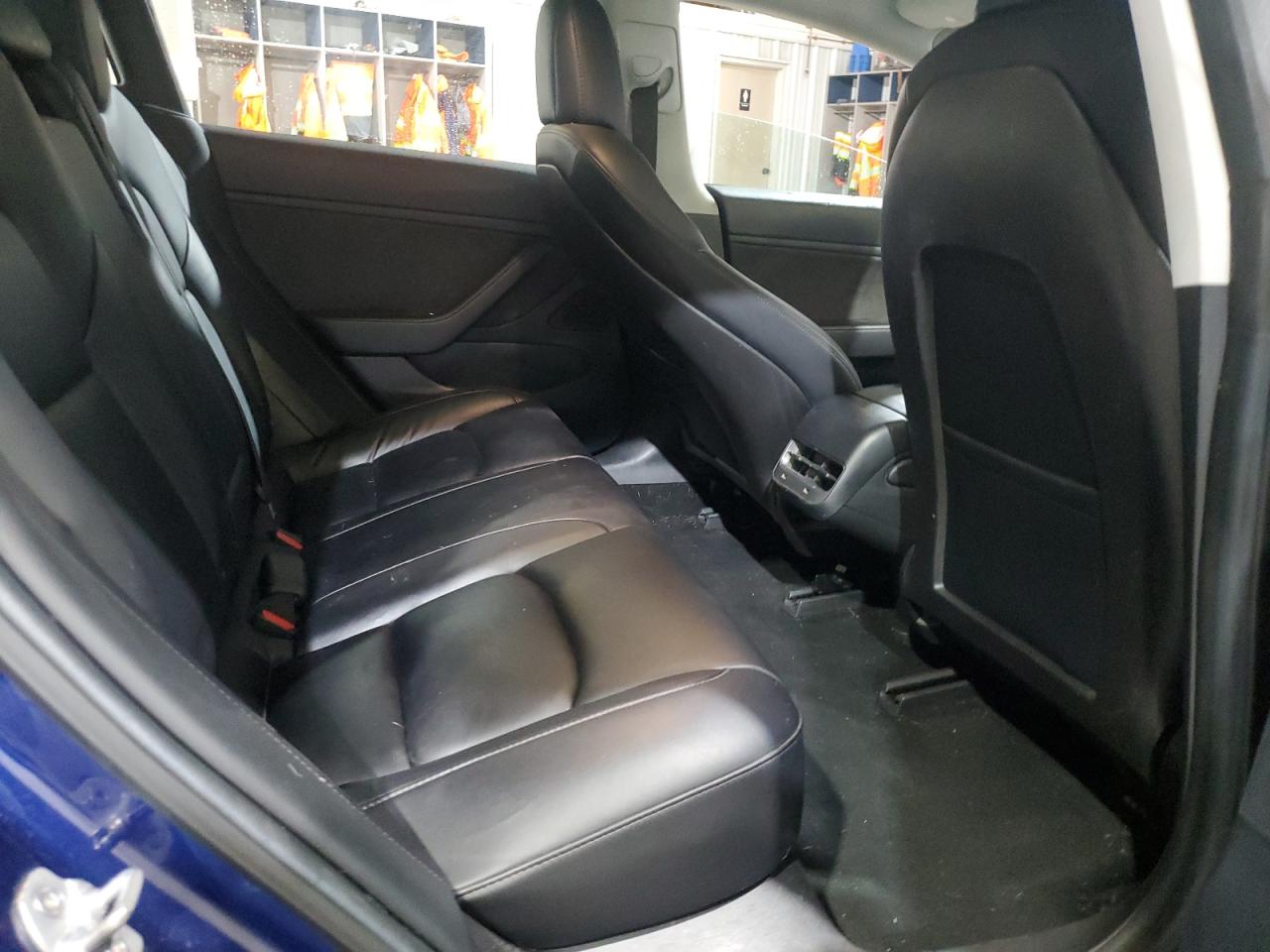 2018 Tesla Model 3 VIN: 5YJ3E1EA9JF102339 Lot: 70891615