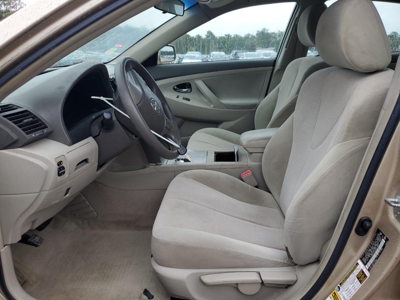 2010 Toyota Camry Base VIN: 4T1BF3EK3AU031980 Lot: 81825165