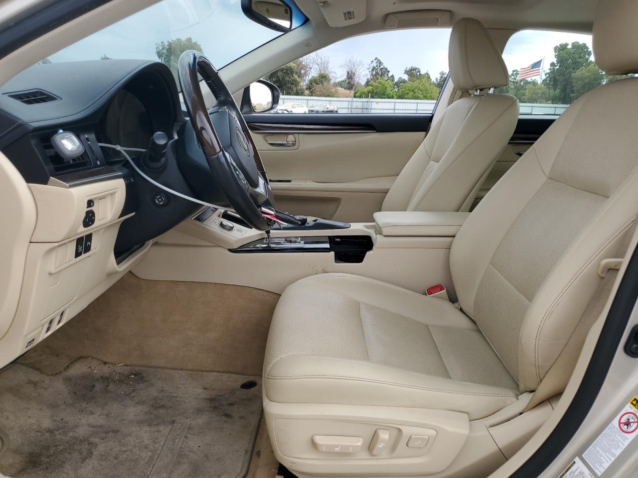 2015 Lexus Es 350 VIN: JTHBK1GGXF2209253 Lot: 81596225