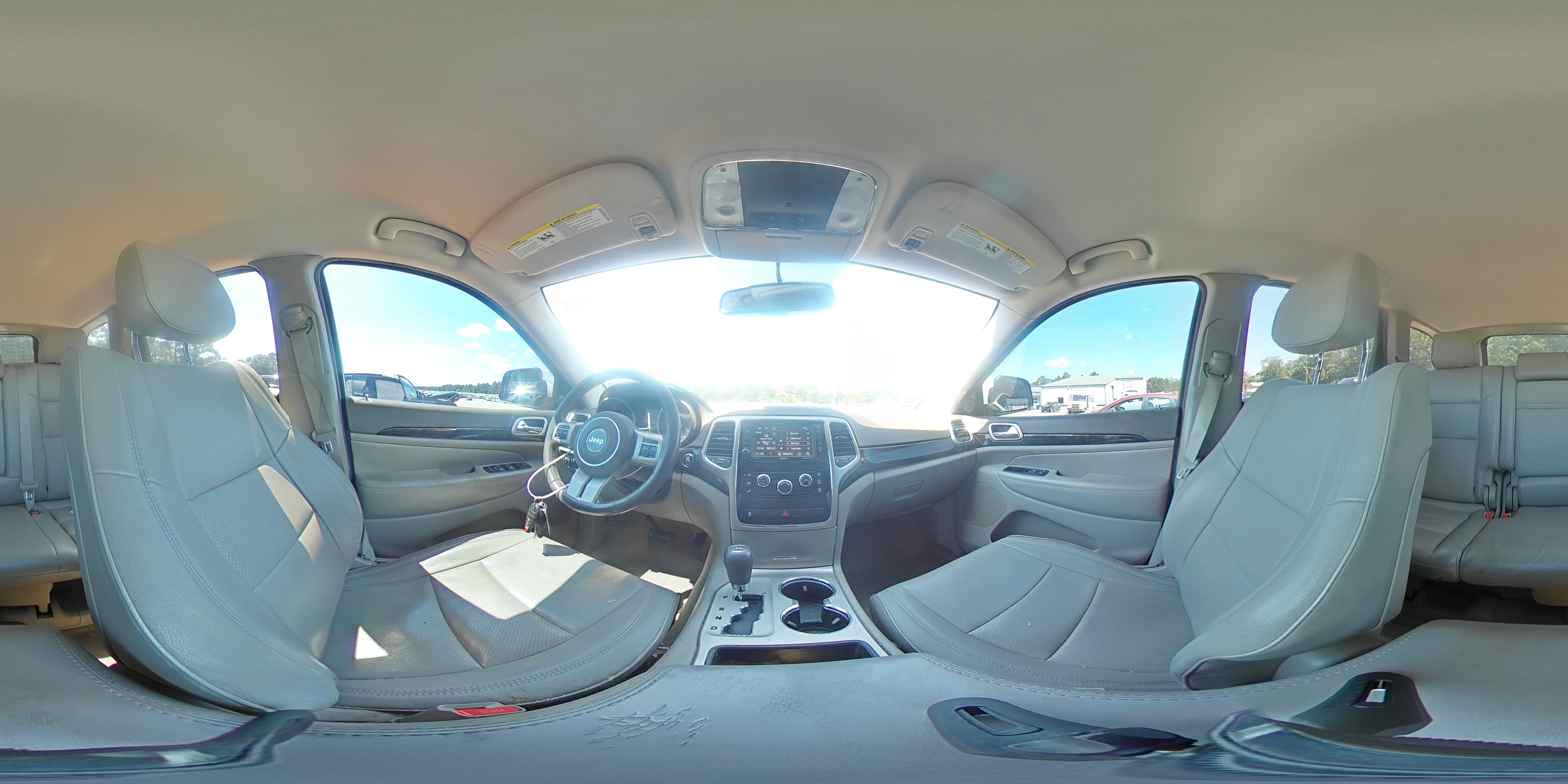 2013 Jeep Grand Cherokee Laredo VIN: 1C4RJEAG2DC582748 Lot: 71648895