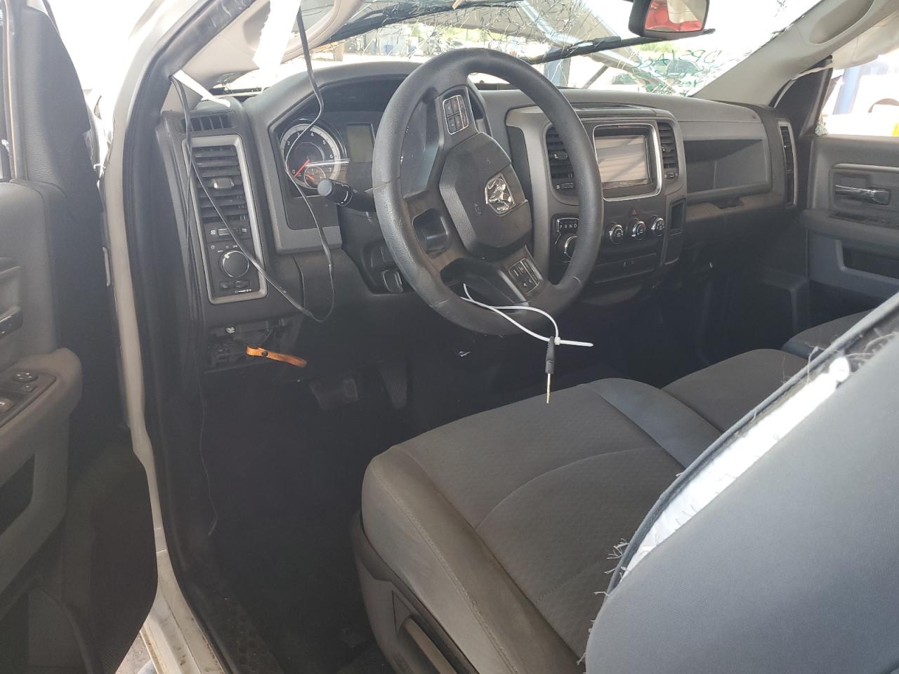 2019 Ram 1500 Classic Tradesman VIN: 3C6JR6AT2KG648256 Lot: 71565825