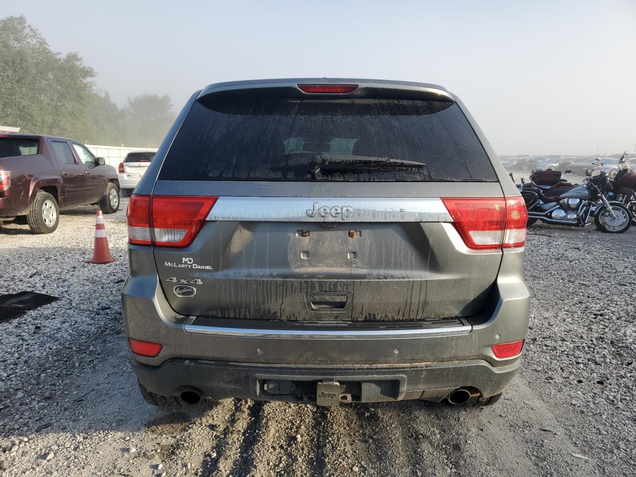 2011 Jeep Grand Cherokee Overland VIN: 1J4RR6GT2BC721061 Lot: 81855595