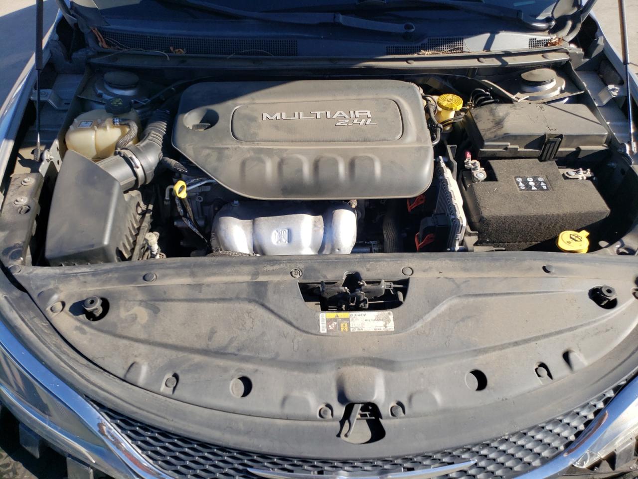 2015 Chrysler 200 Limited VIN: 1C3CCCAB2FN754474 Lot: 84055955