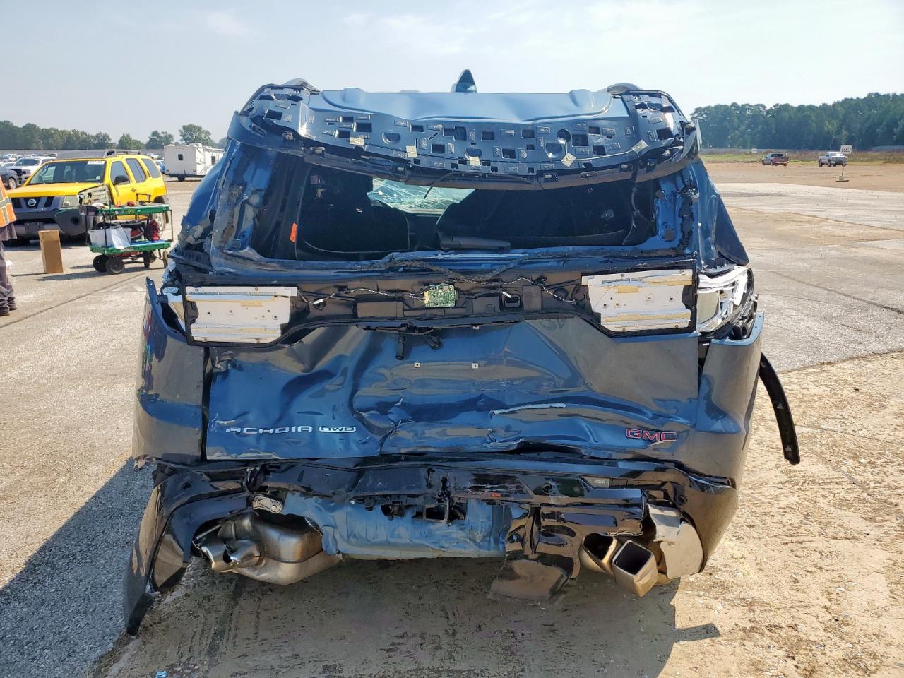 2025 GMC Acadia Denali VIN: 1GKENRRS5SJ138568 Lot: 81264345