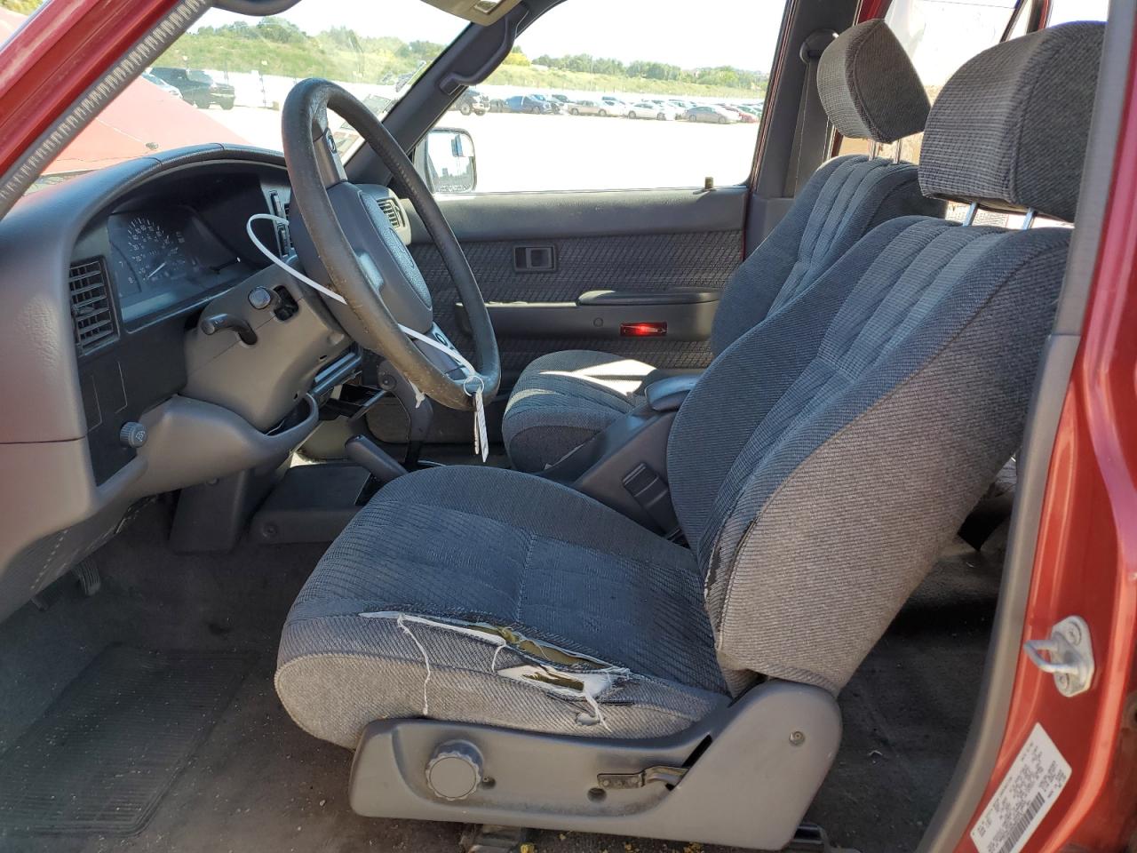 1992 Toyota 4Runner Vn39 Sr5 VIN: JT3VN39W2N8043767 Lot: 83992685