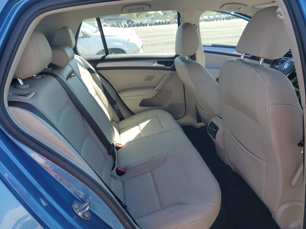 2016 Volkswagen E-Golf Sel Premium VIN: WVWPP7AU8GW913634 Lot: 80366695