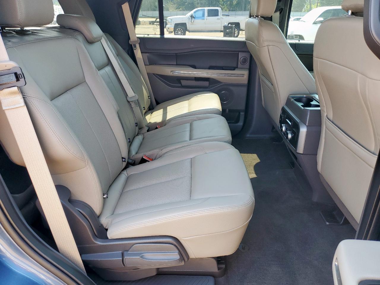 2019 Ford Expedition Xlt VIN: 1FMJU1HT0KEA02085 Lot: 80720425