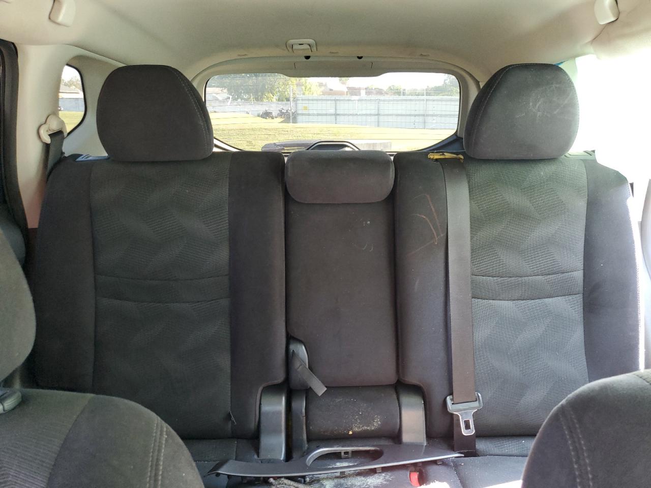 2015 Nissan Rogue S VIN: 5N1AT2MK2FC894332 Lot: 84235035