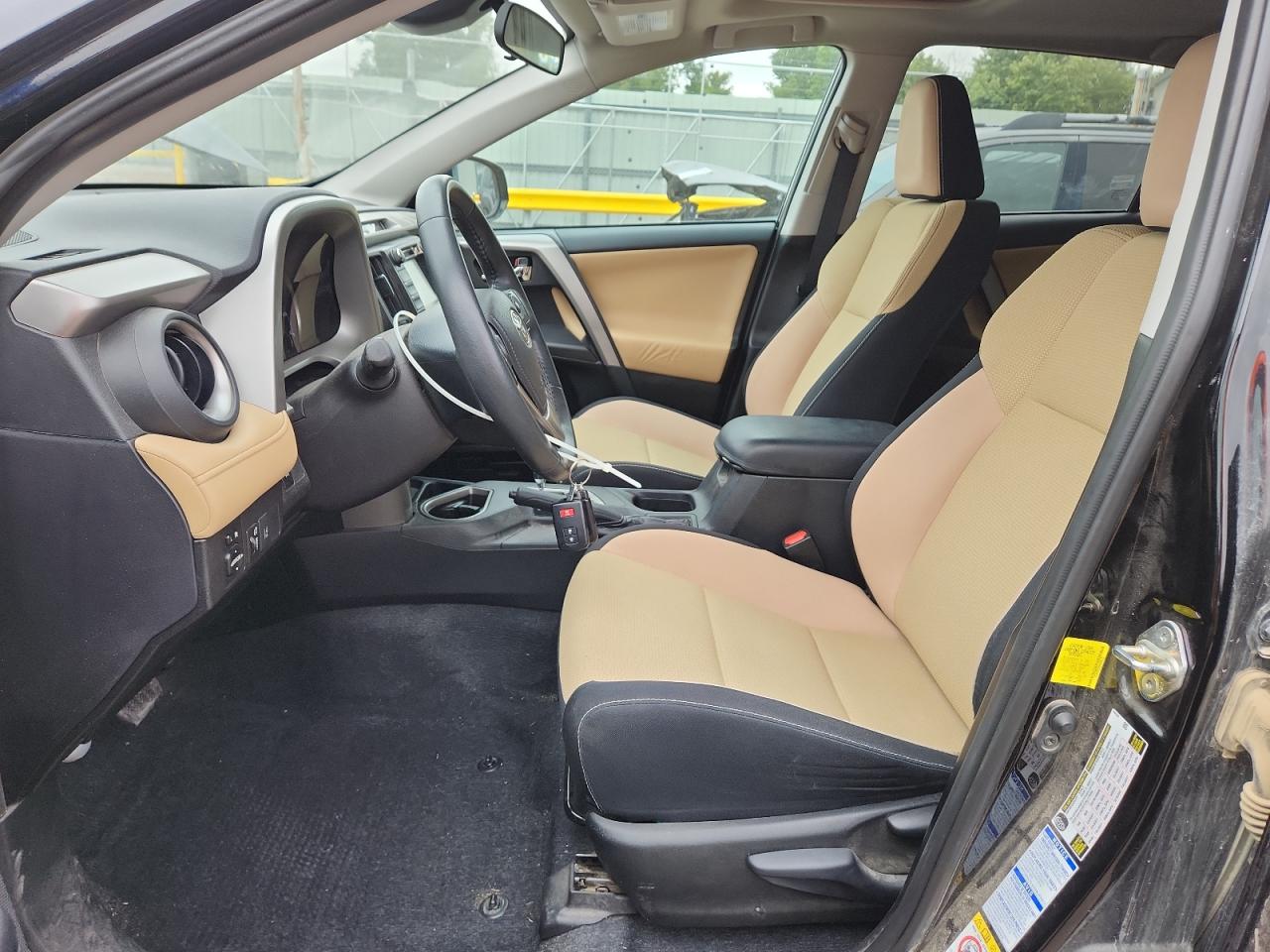 2017 Toyota Rav4 Xle VIN: 2T3RFREV9HW690112 Lot: 81689575