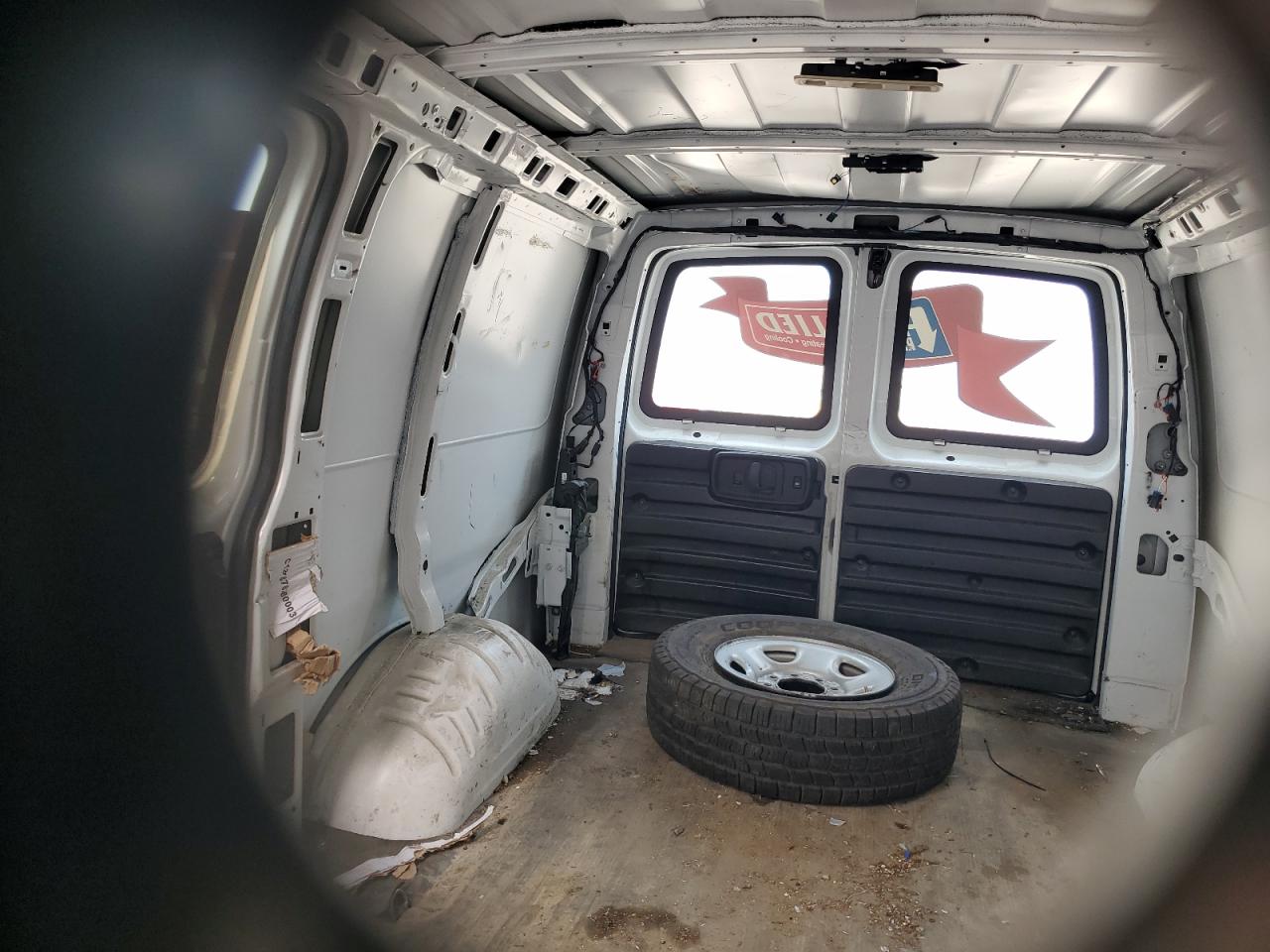 2022 Chevrolet Express G2500 VIN: 1GCWGAFP8N1271101 Lot: 71620035