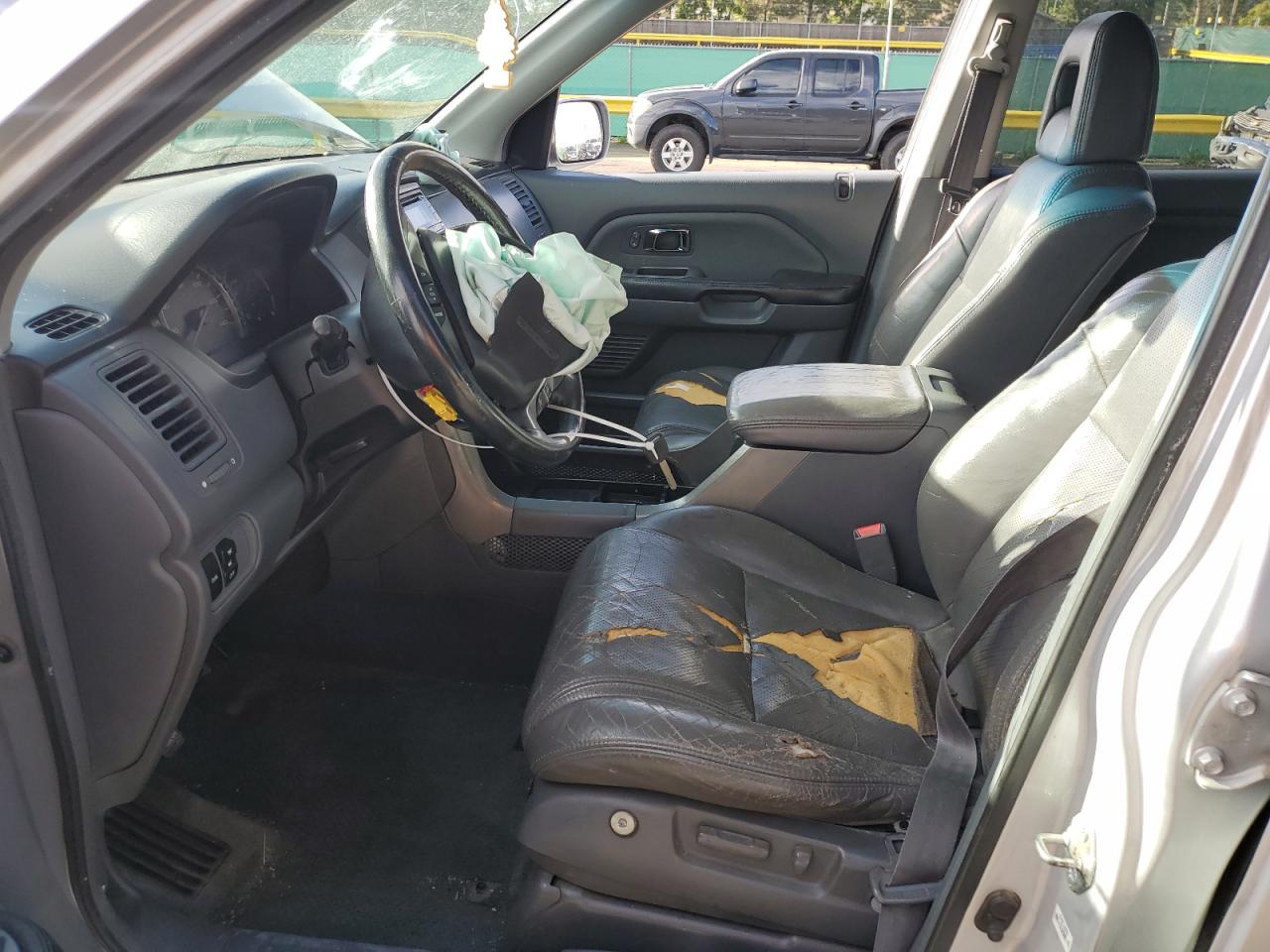 2004 Honda Pilot Exl VIN: 2HKYF18564H596859 Lot: 80671195